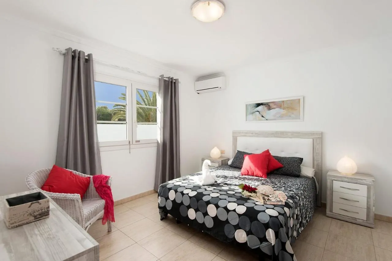 Villa Amapola Mar by Villa Plus Puerto del Carmen   Puerto del Carmen (Lanzarote)